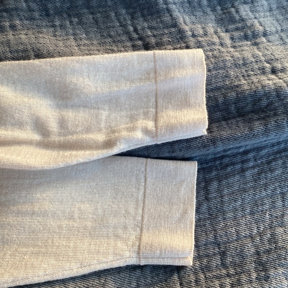 Elie Tahari merino wool light cardigan - Picture 8 of 8